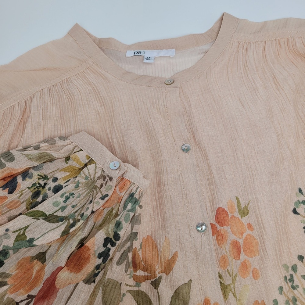 DR2 Floral Crinkle Blouse Womens XXL Peach Excellent Button Up Long Sleeve Top